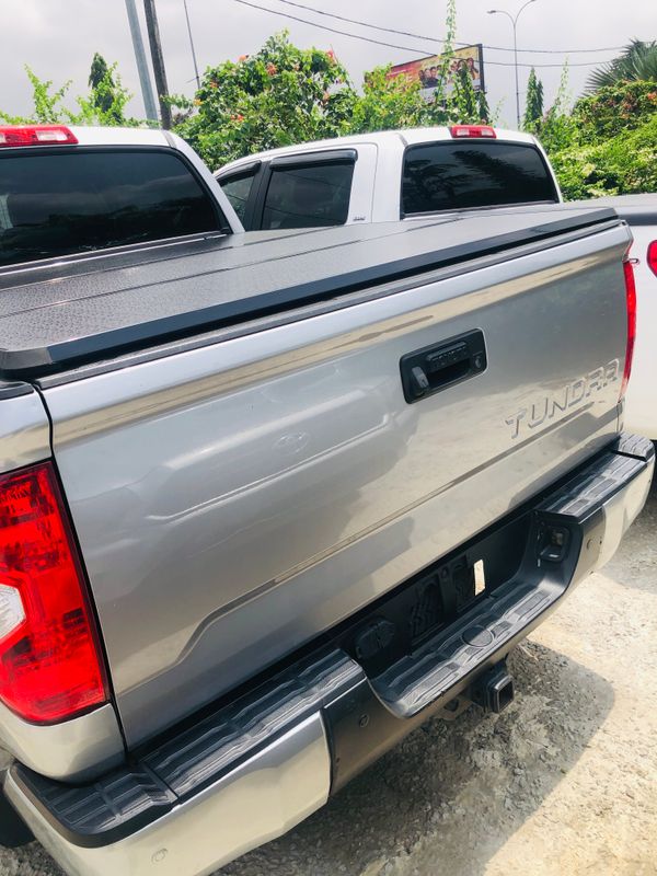 Main image of 2011 Toyota Tundra